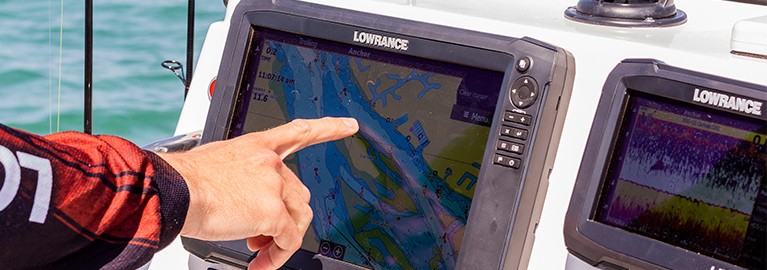 https://www.bcf.com.au/on/demandware.static/-/Library-Sites-bcf-shared-library/default/dw1db292c2/images/blog/boating/buyers-guide/choosing-best-fishfinder-gps/choosing-best-fishfinder-gps-BlogHero-M.jpg